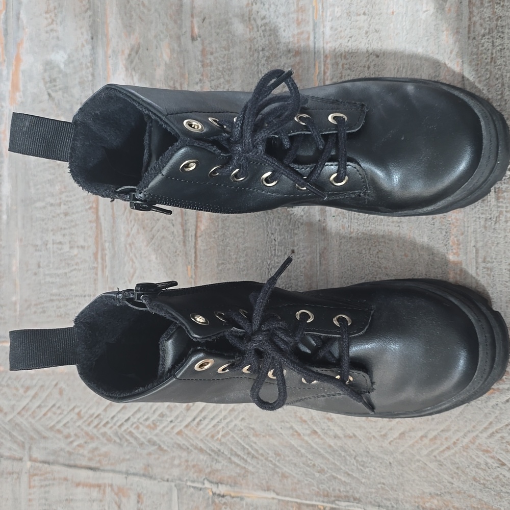 Girls black zipper tie boots